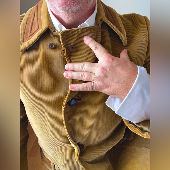 Vintage corduroy coat. - Picture 6 of 14